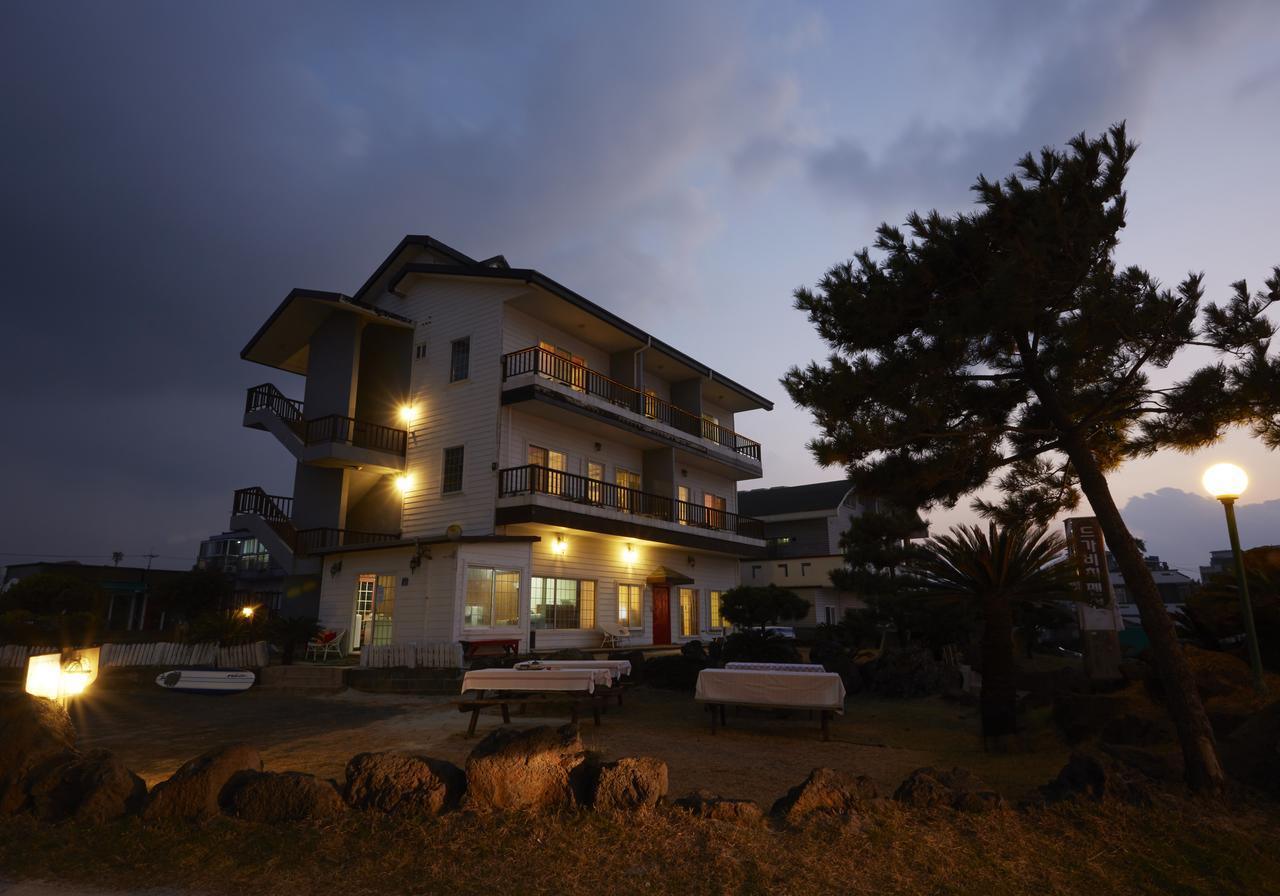 Dg Beach Pension Csedzsu Kültér fotó